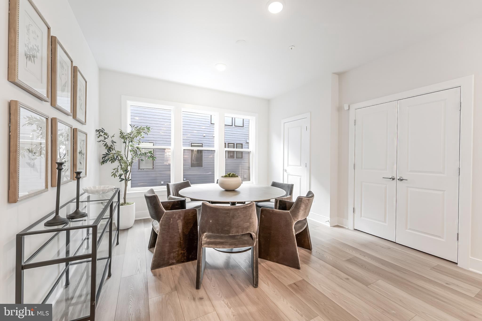 RESTON ARBORETUM - Residential