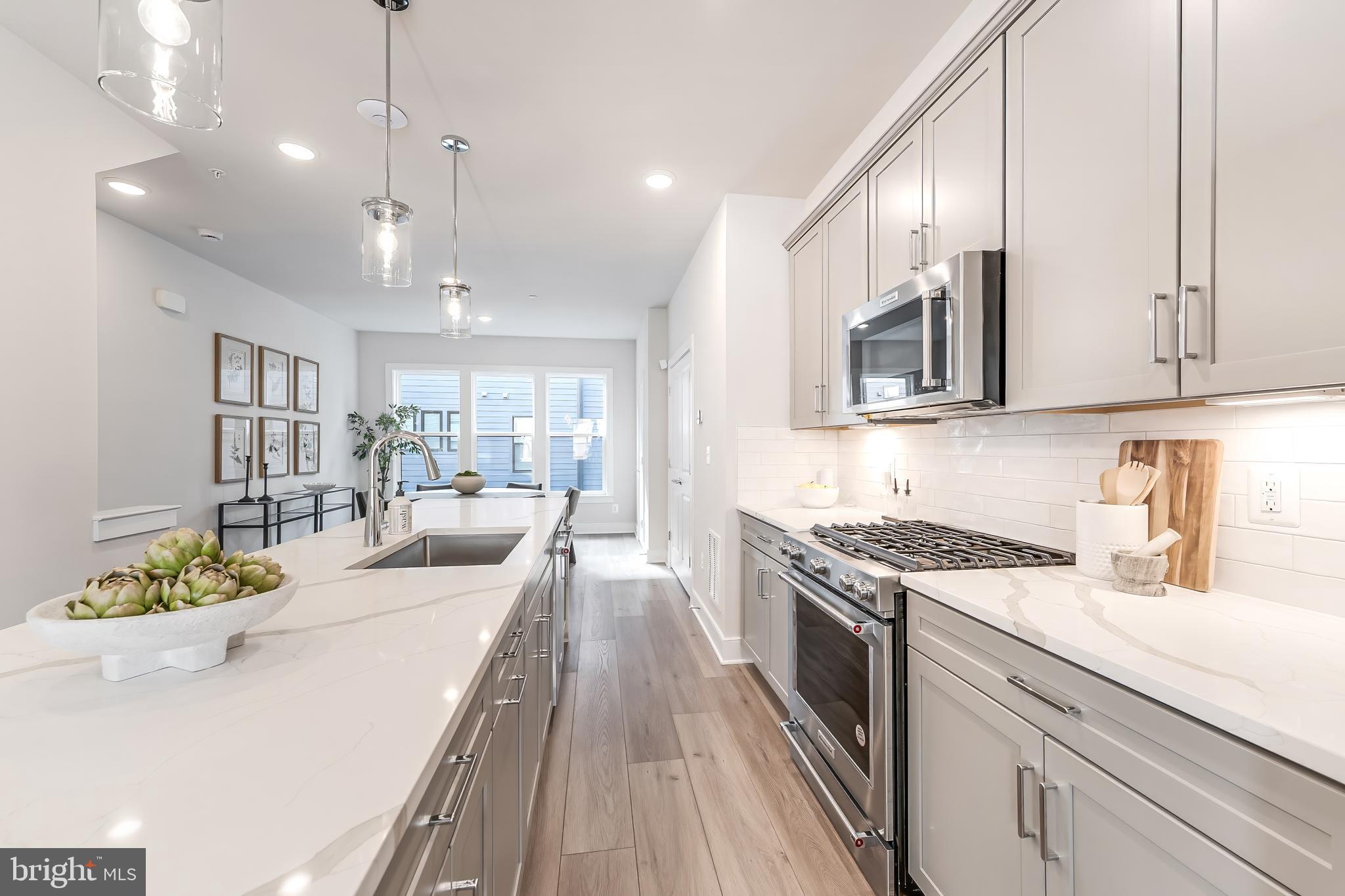 RESTON ARBORETUM - Residential