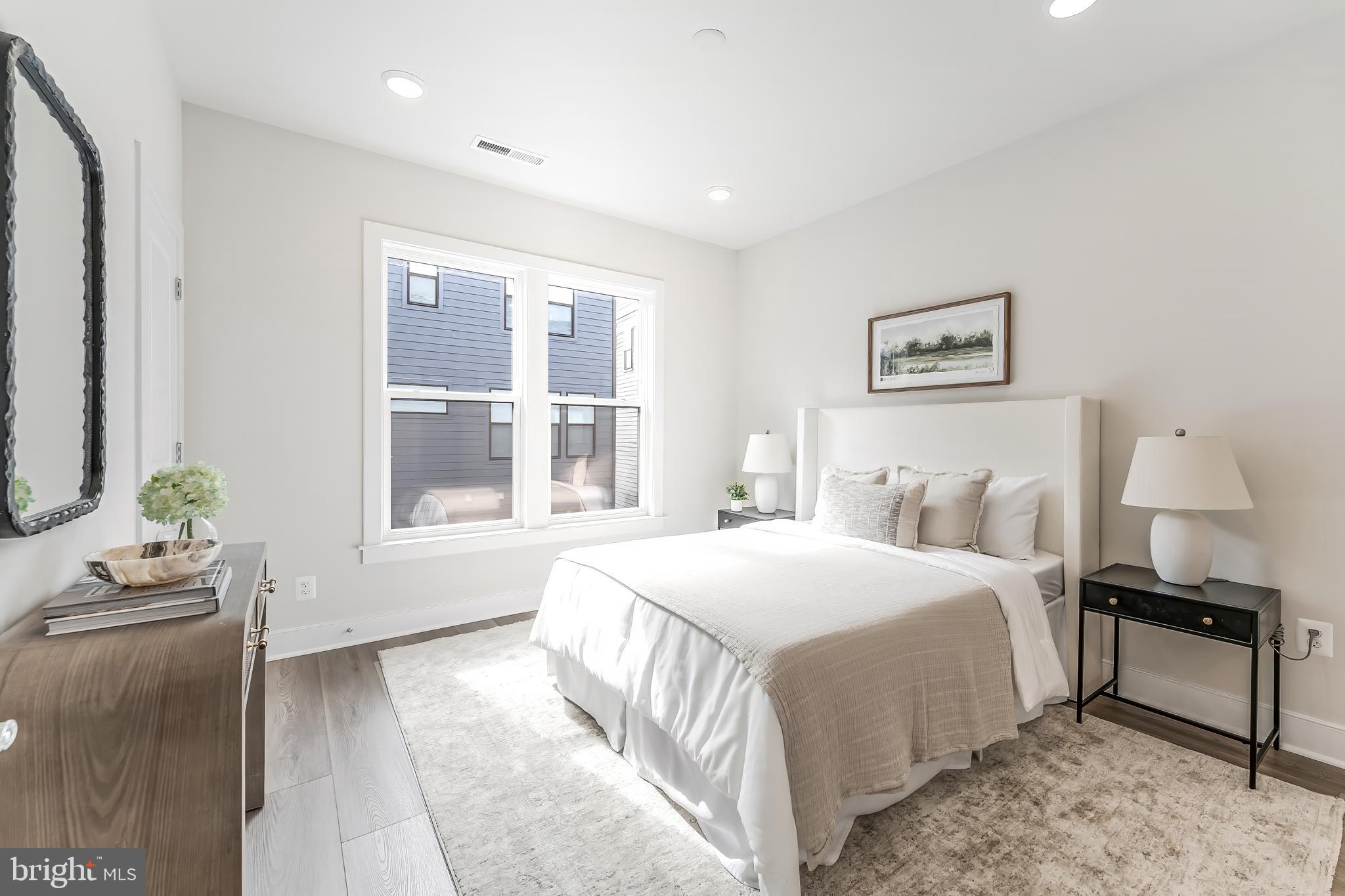 RESTON ARBORETUM - Residential