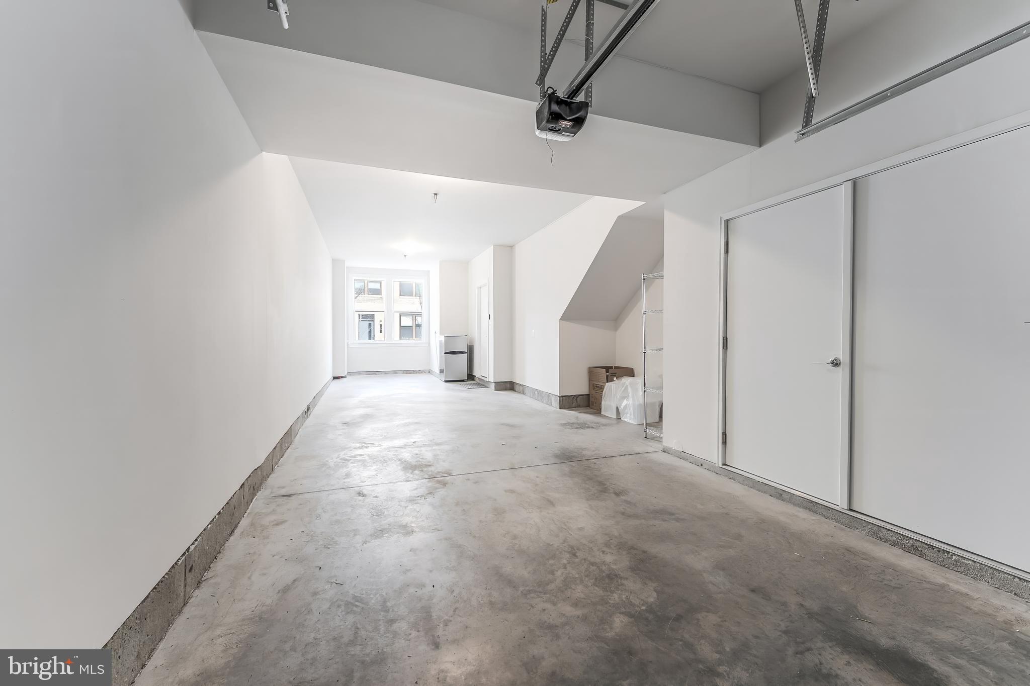 RESTON ARBORETUM - Residential