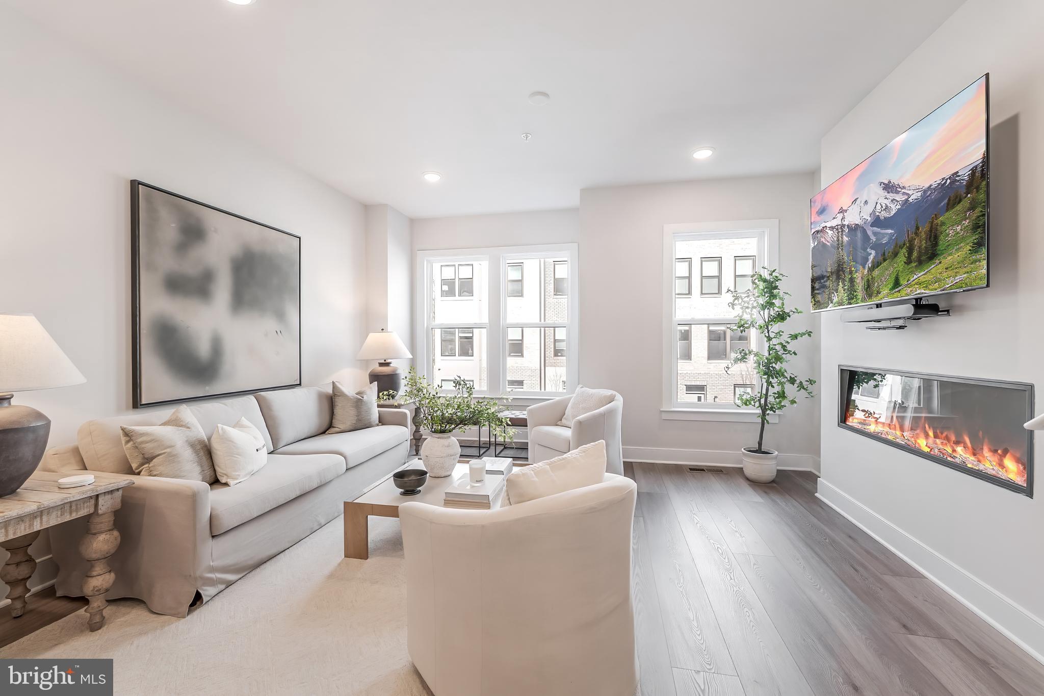 RESTON ARBORETUM - Residential