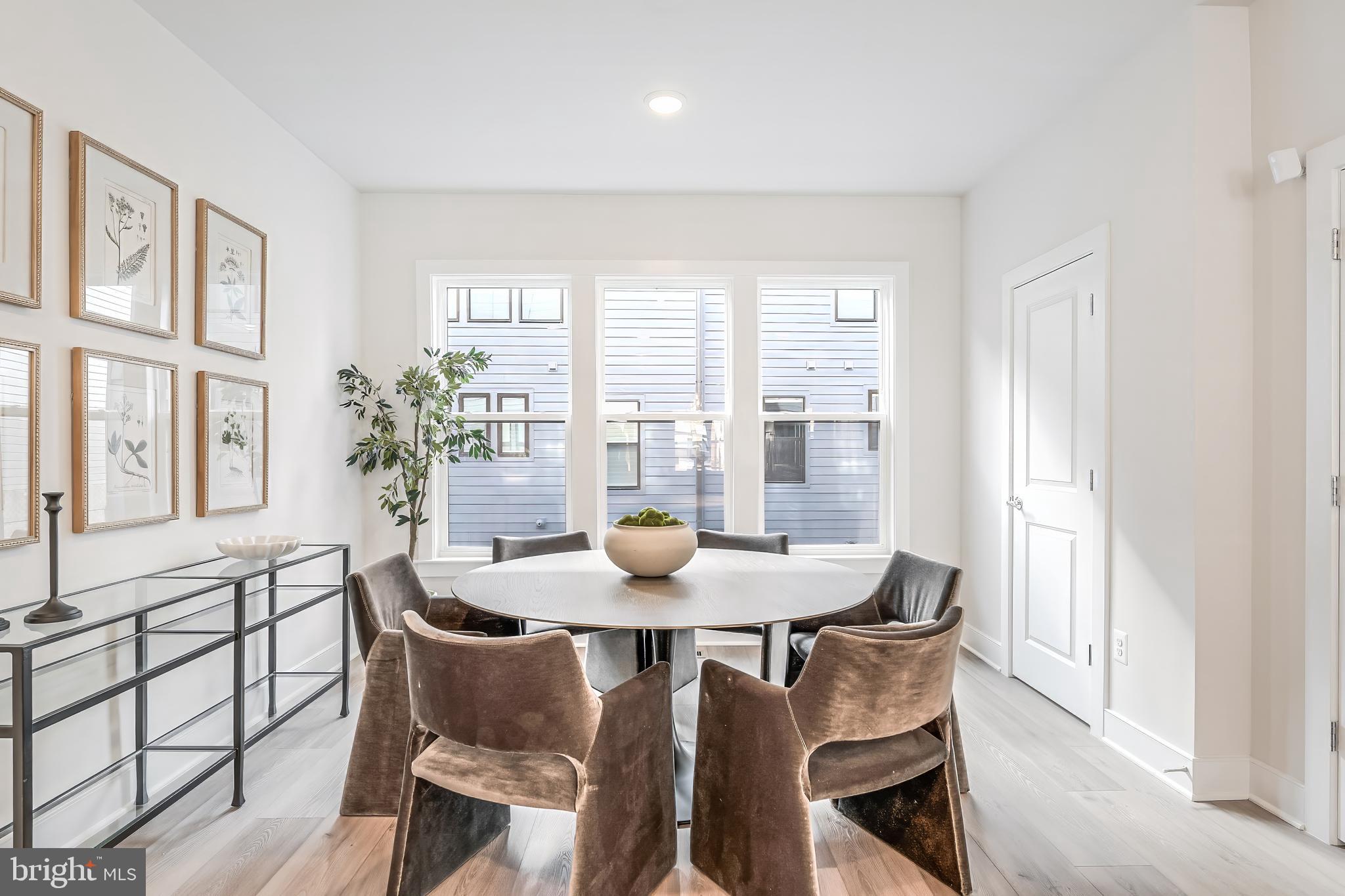 RESTON ARBORETUM - Residential