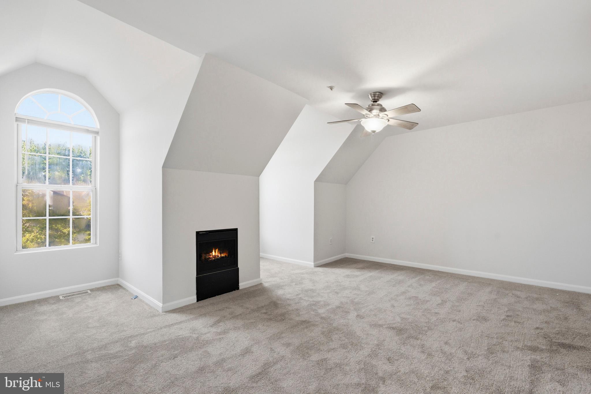 BURNT OAKS - Residential