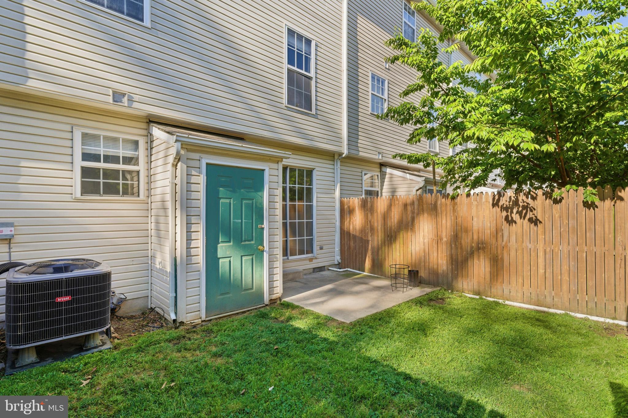 BURNT OAKS - Residential