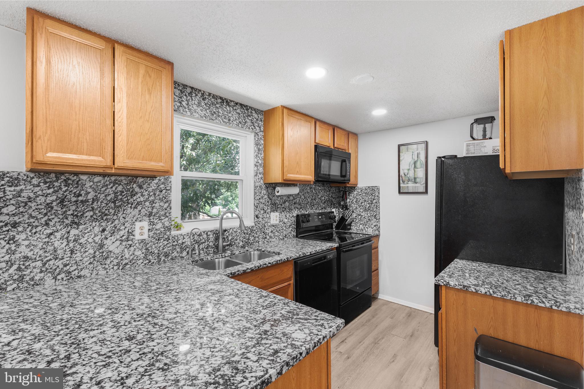 3314 WYNDALE COURT
