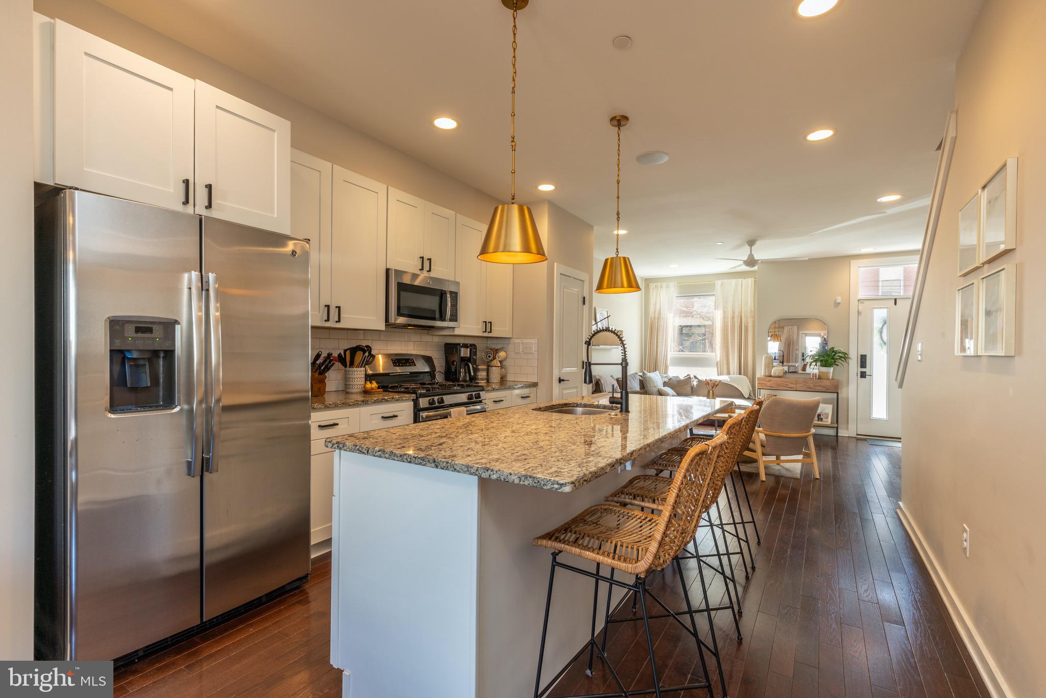 KENSINGTON - Residential