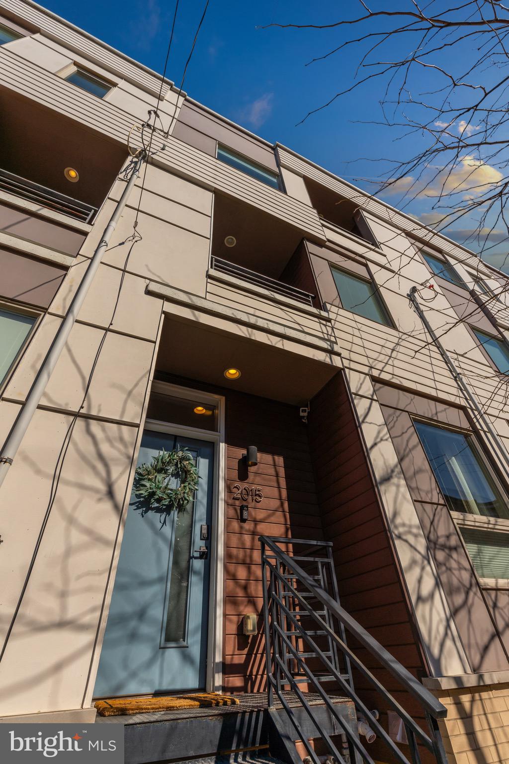 KENSINGTON - Residential