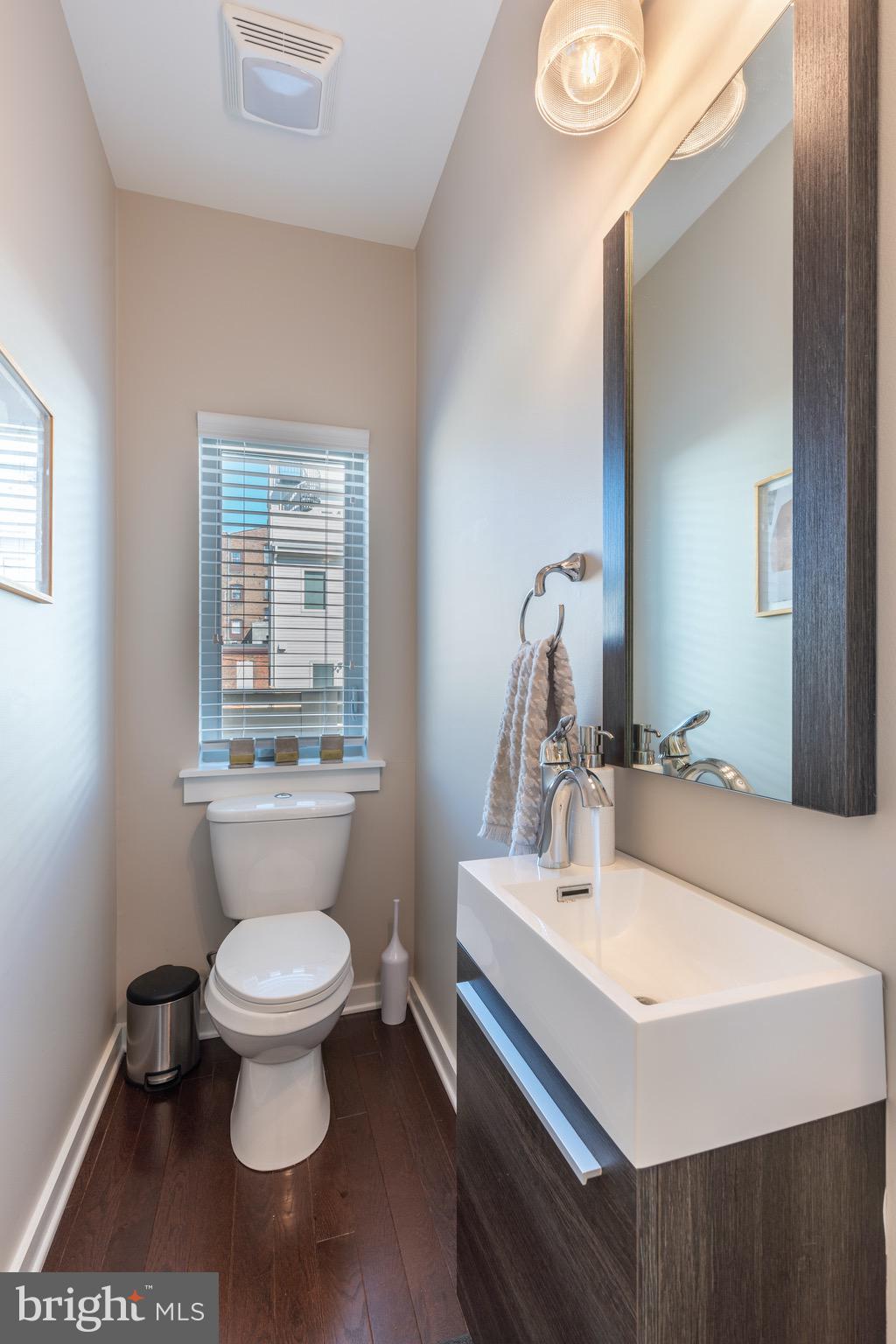 KENSINGTON - Residential