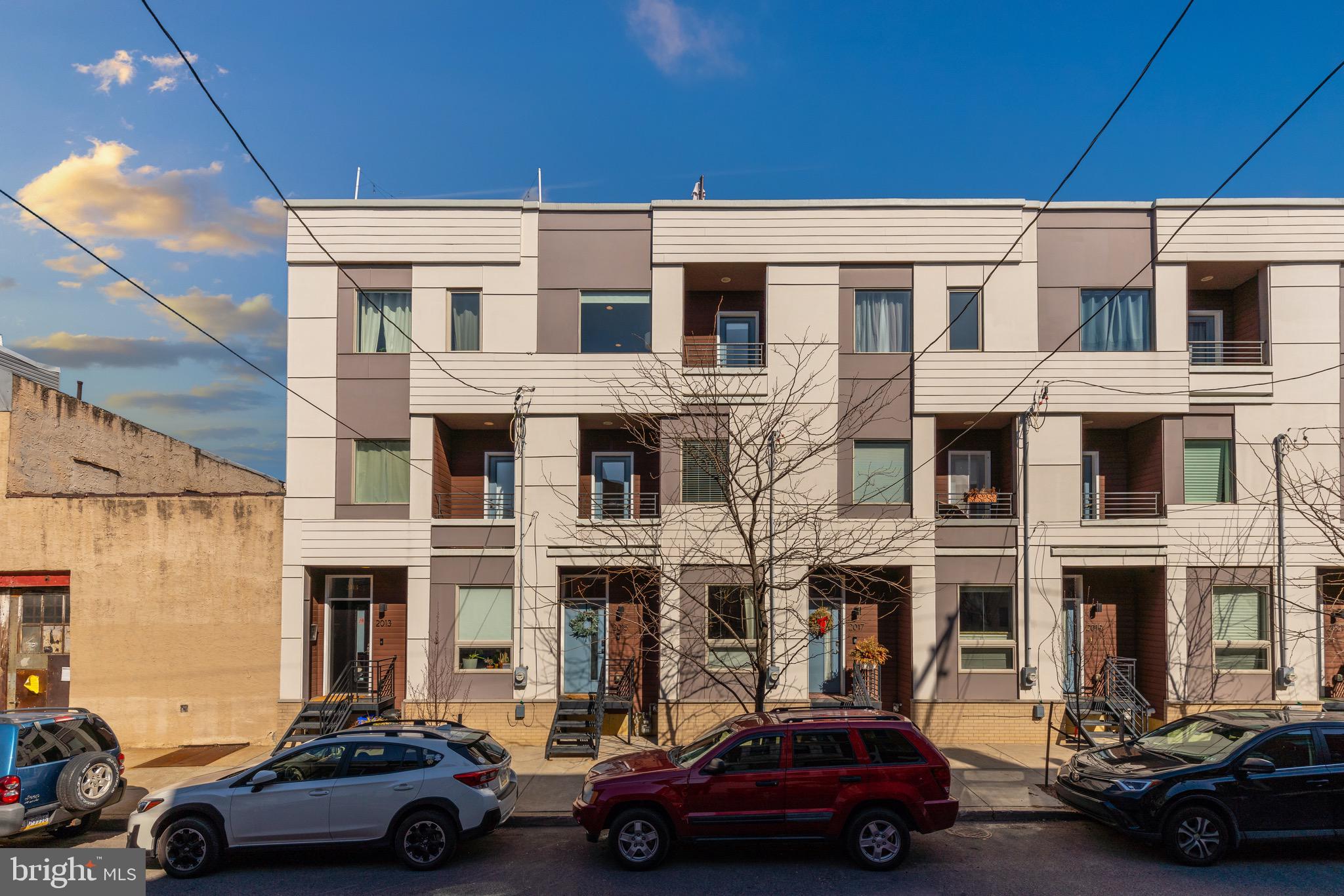 KENSINGTON - Residential