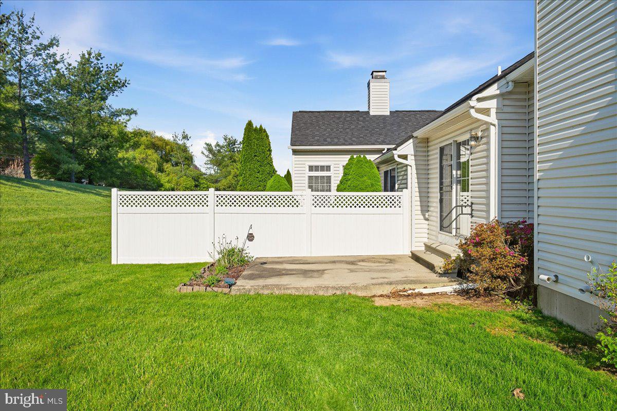 BRIARWOOD STEEPLECHA - Residential