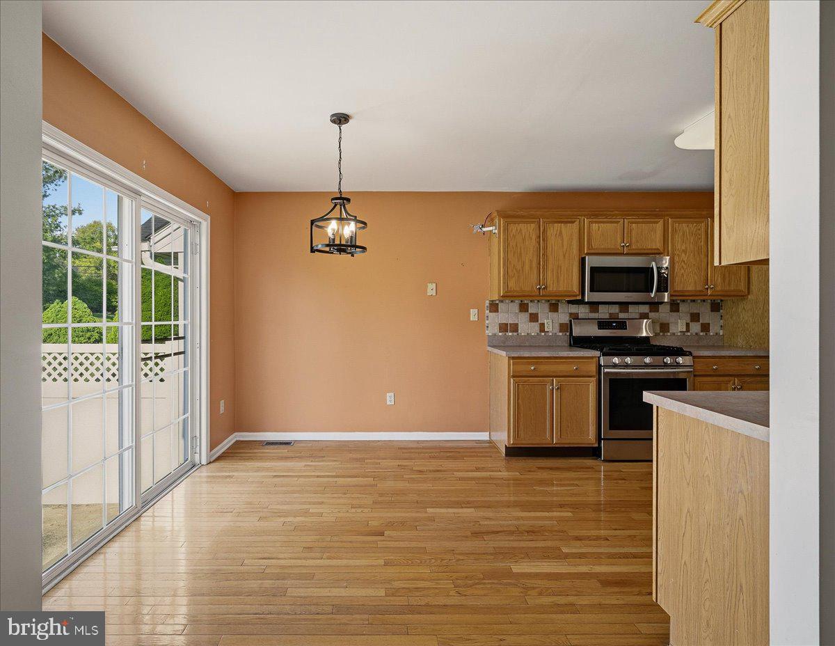 BRIARWOOD STEEPLECHA - Residential
