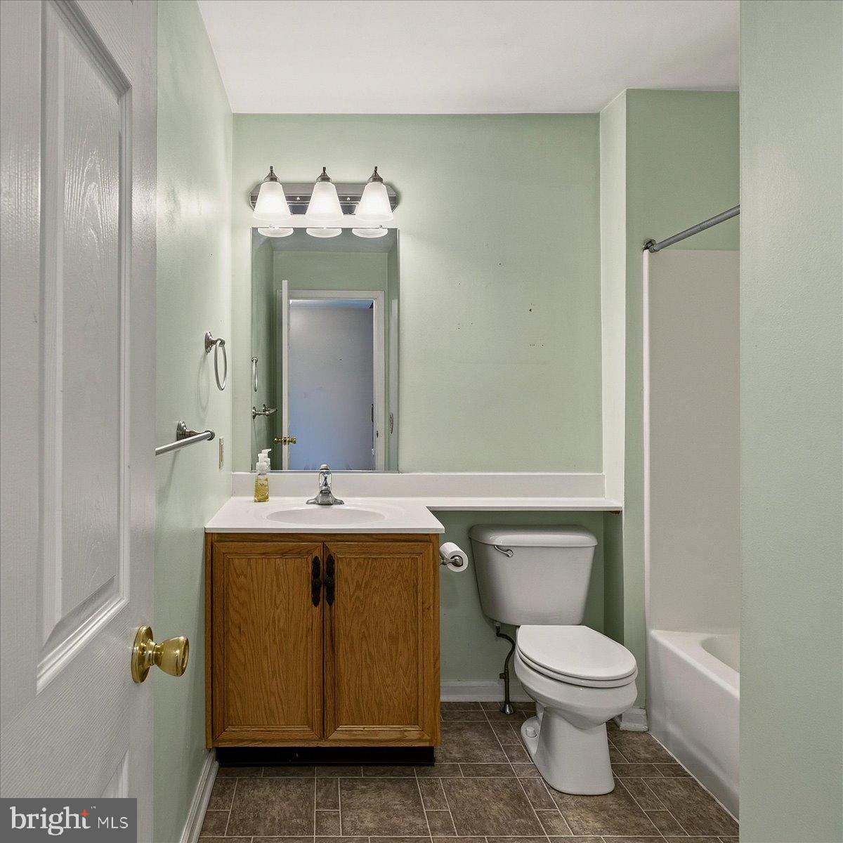 BRIARWOOD STEEPLECHA - Residential