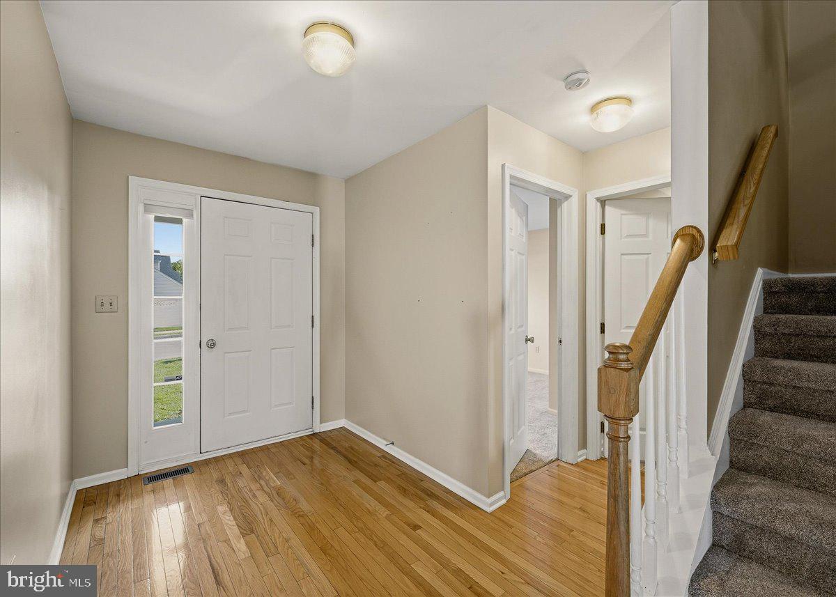 BRIARWOOD STEEPLECHA - Residential