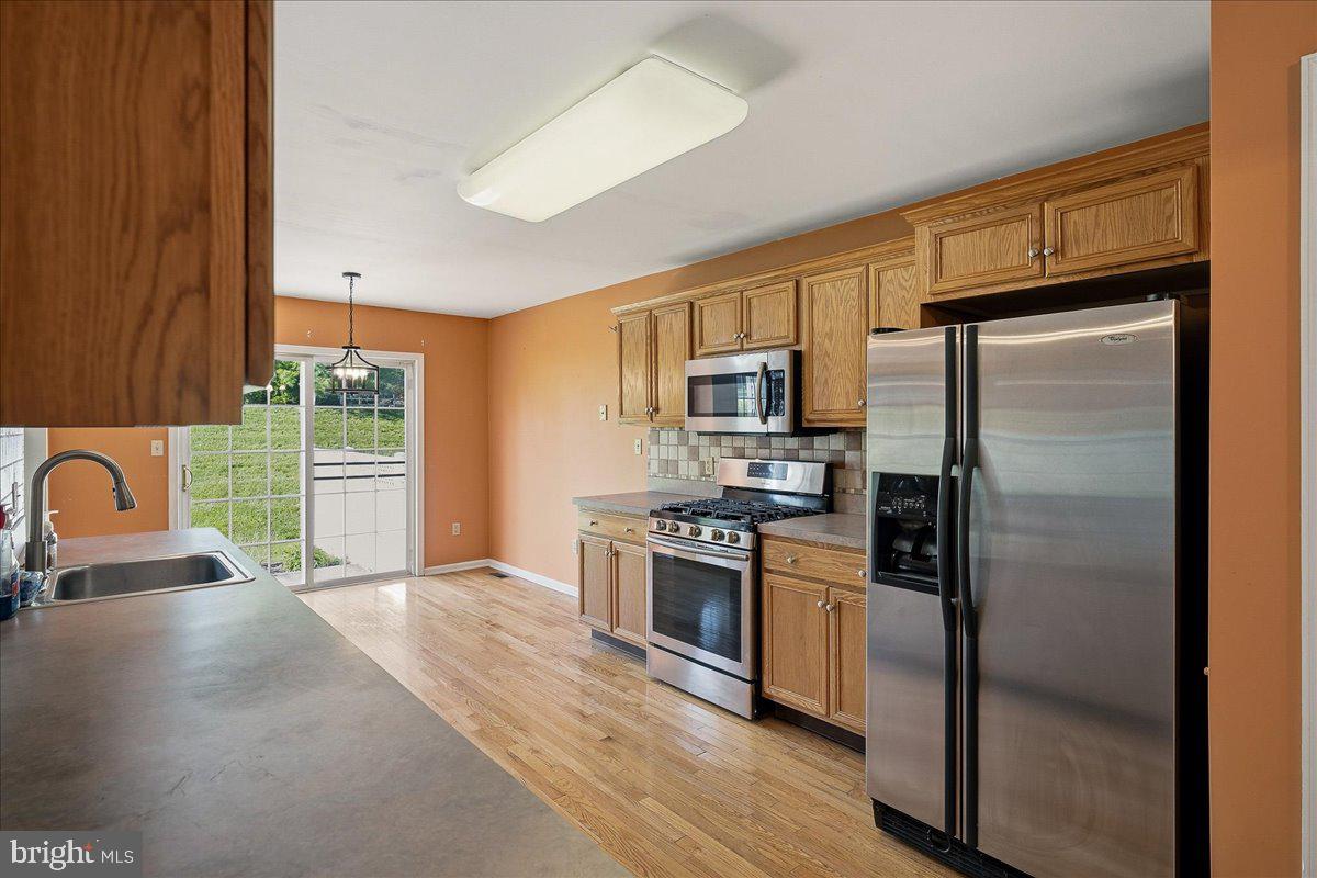 BRIARWOOD STEEPLECHA - Residential