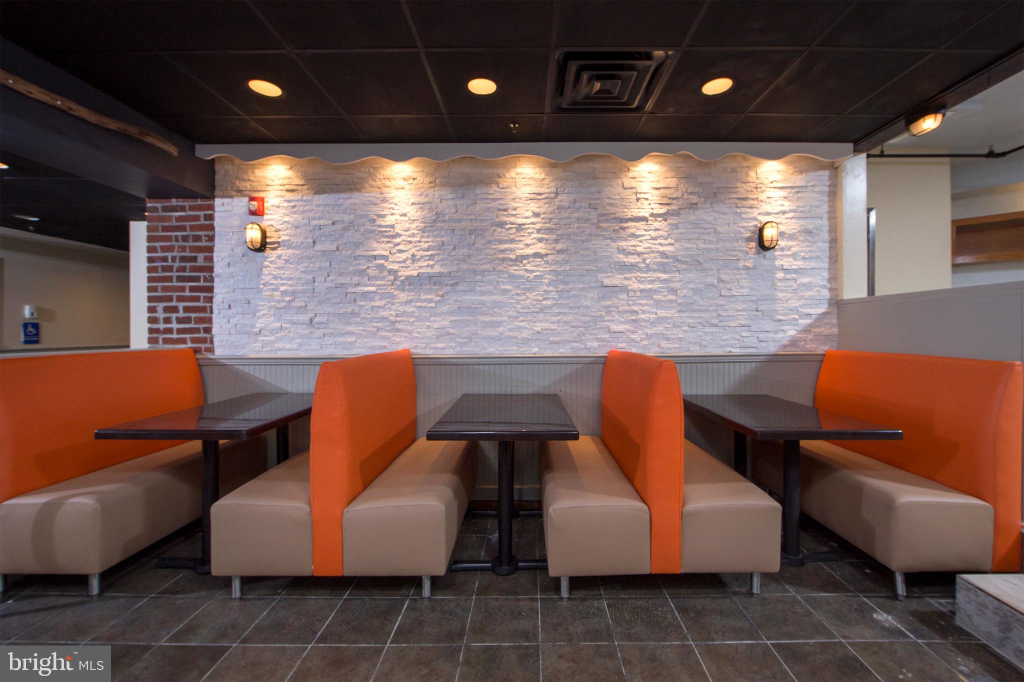 ROSLYN - Commercial Sale