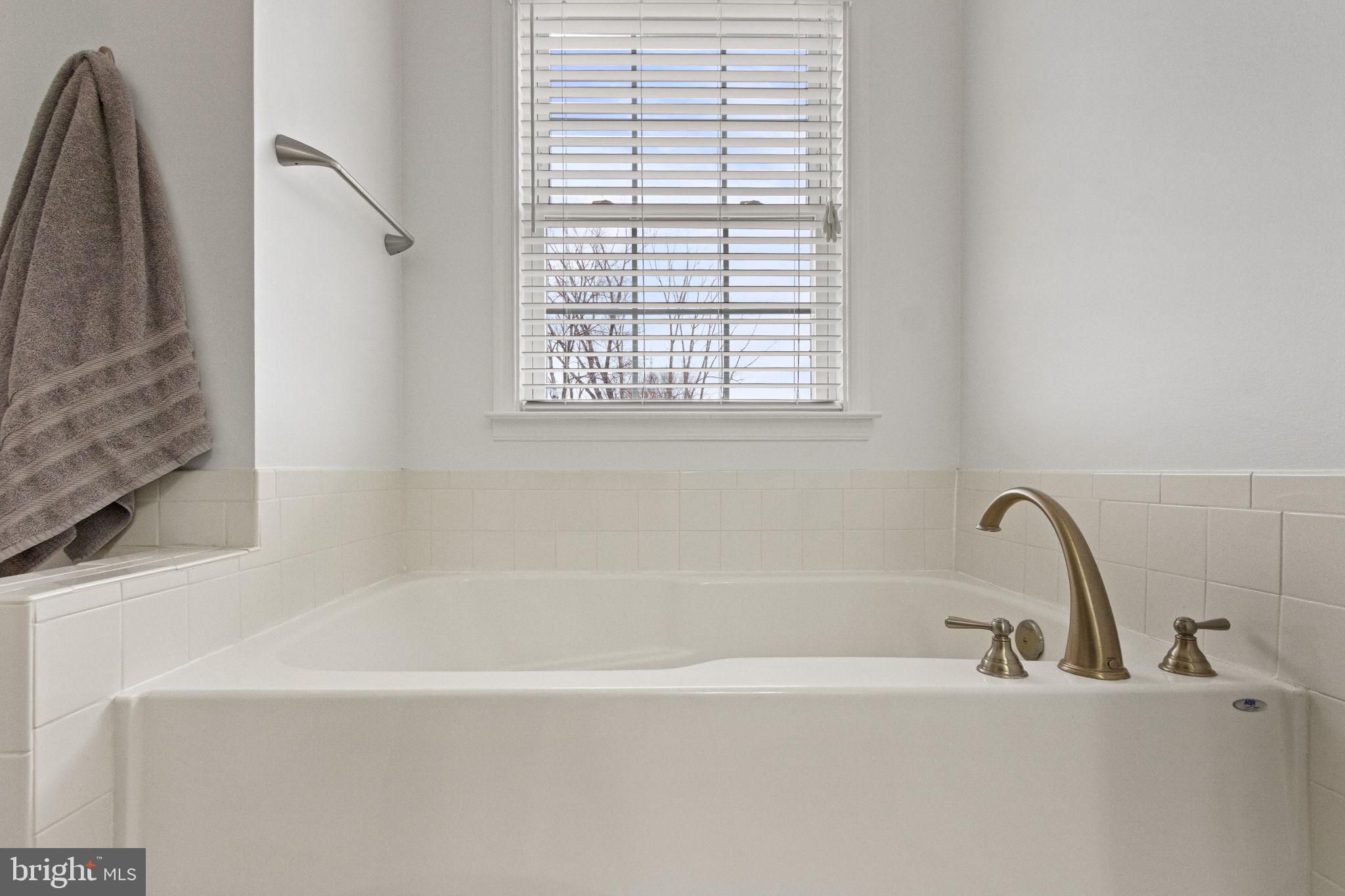 MILLER WOODS - Residential