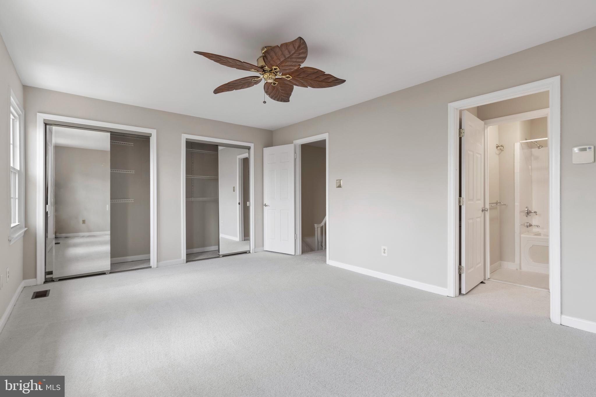 MANOR VILLAGE - Residential