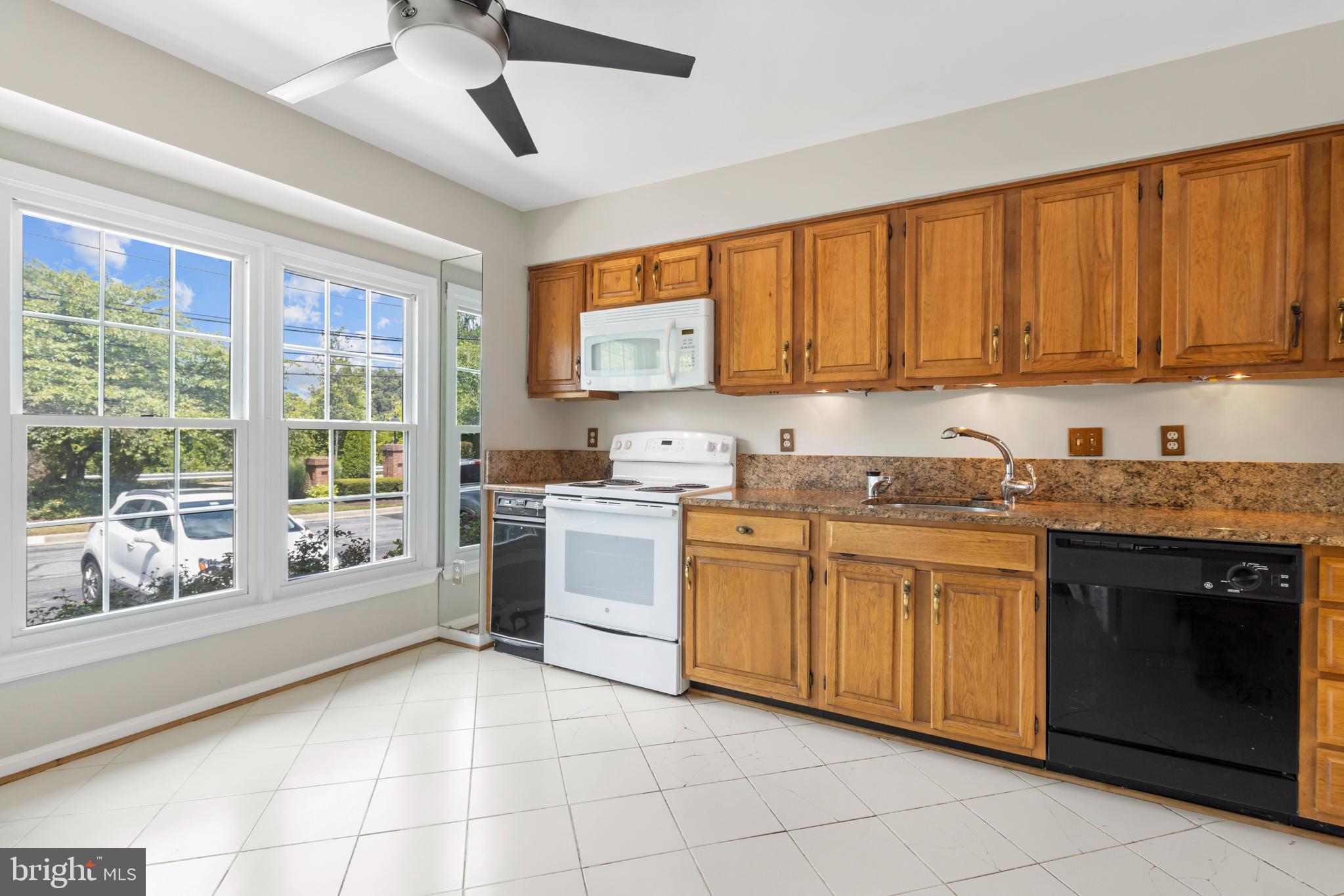 MANOR VILLAGE - Residential