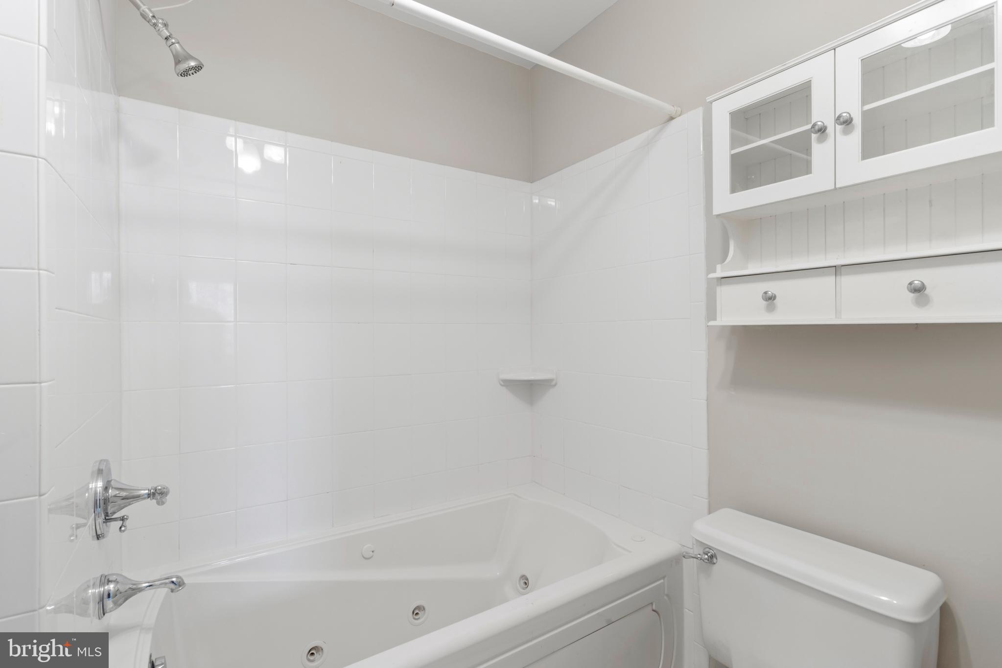 MANOR VILLAGE - Residential