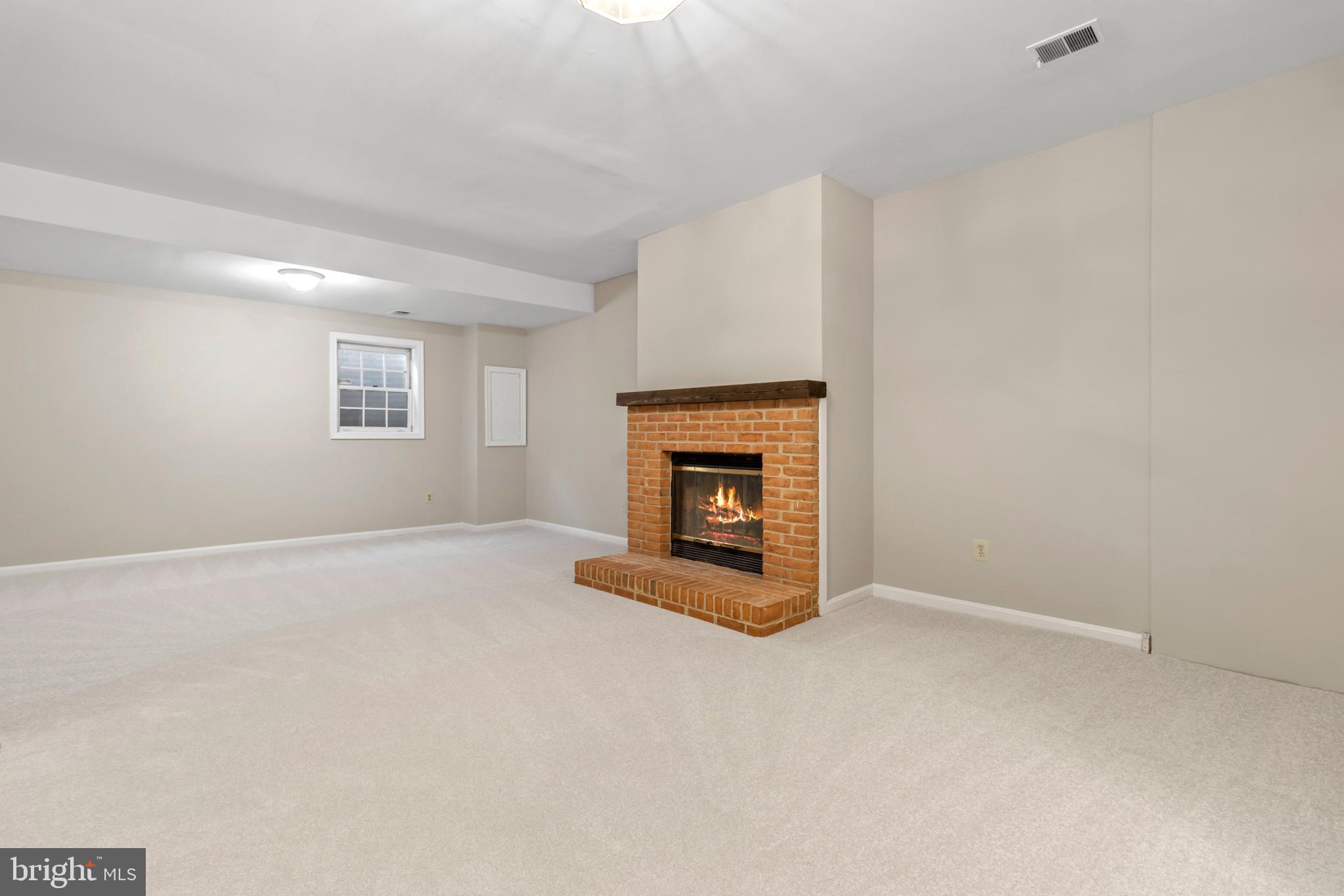 MANOR VILLAGE - Residential