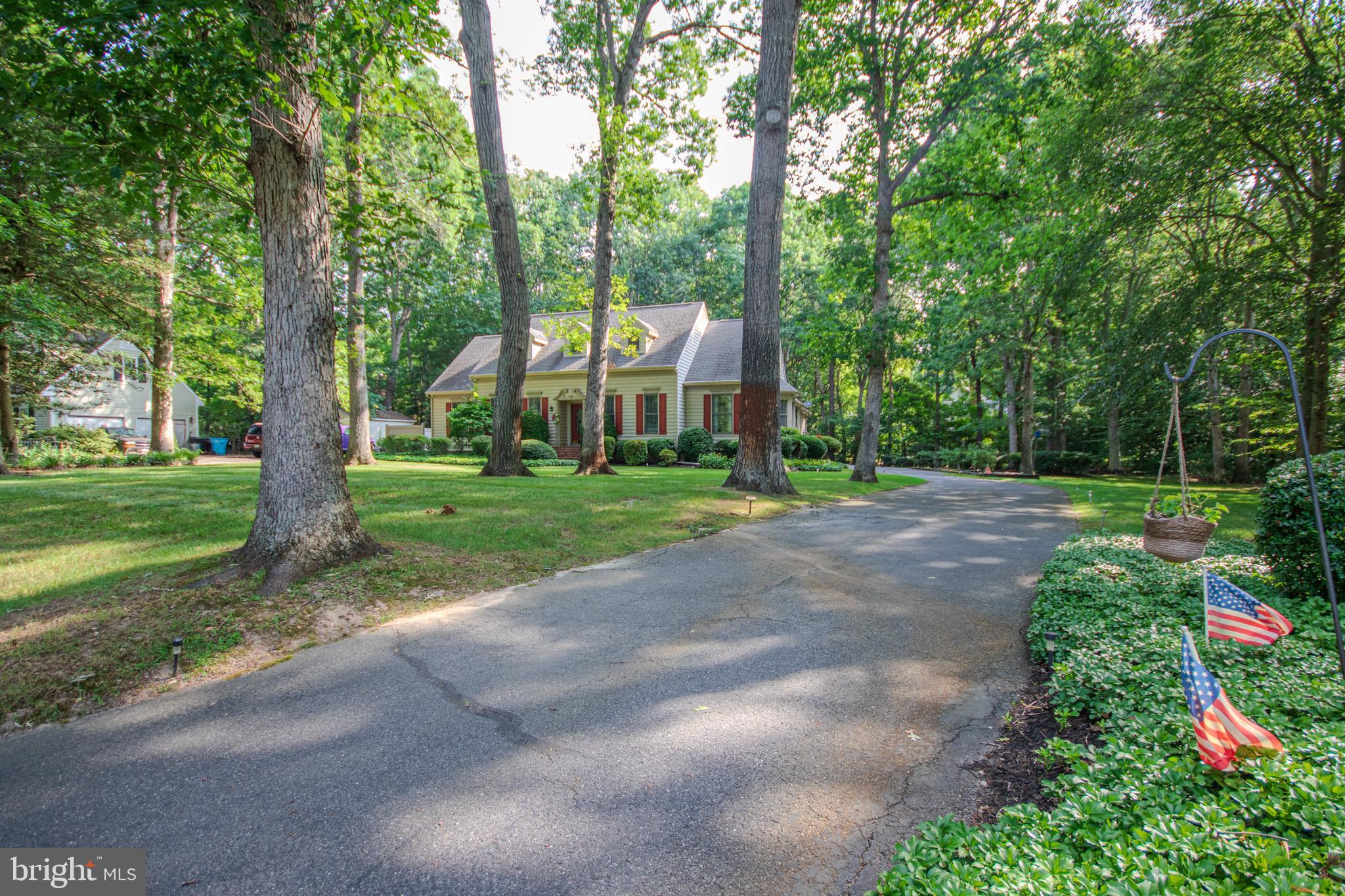 5461 LOCH NESS TERRACE