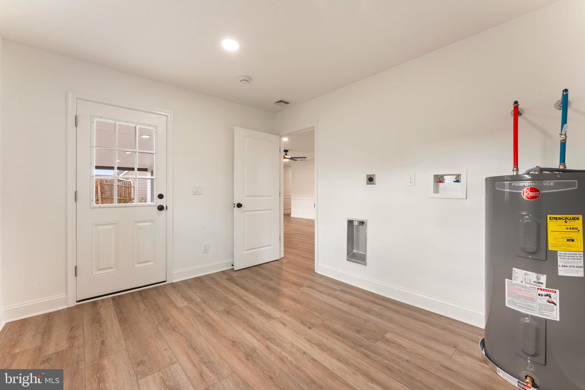 INDIAN CREEK - Residential