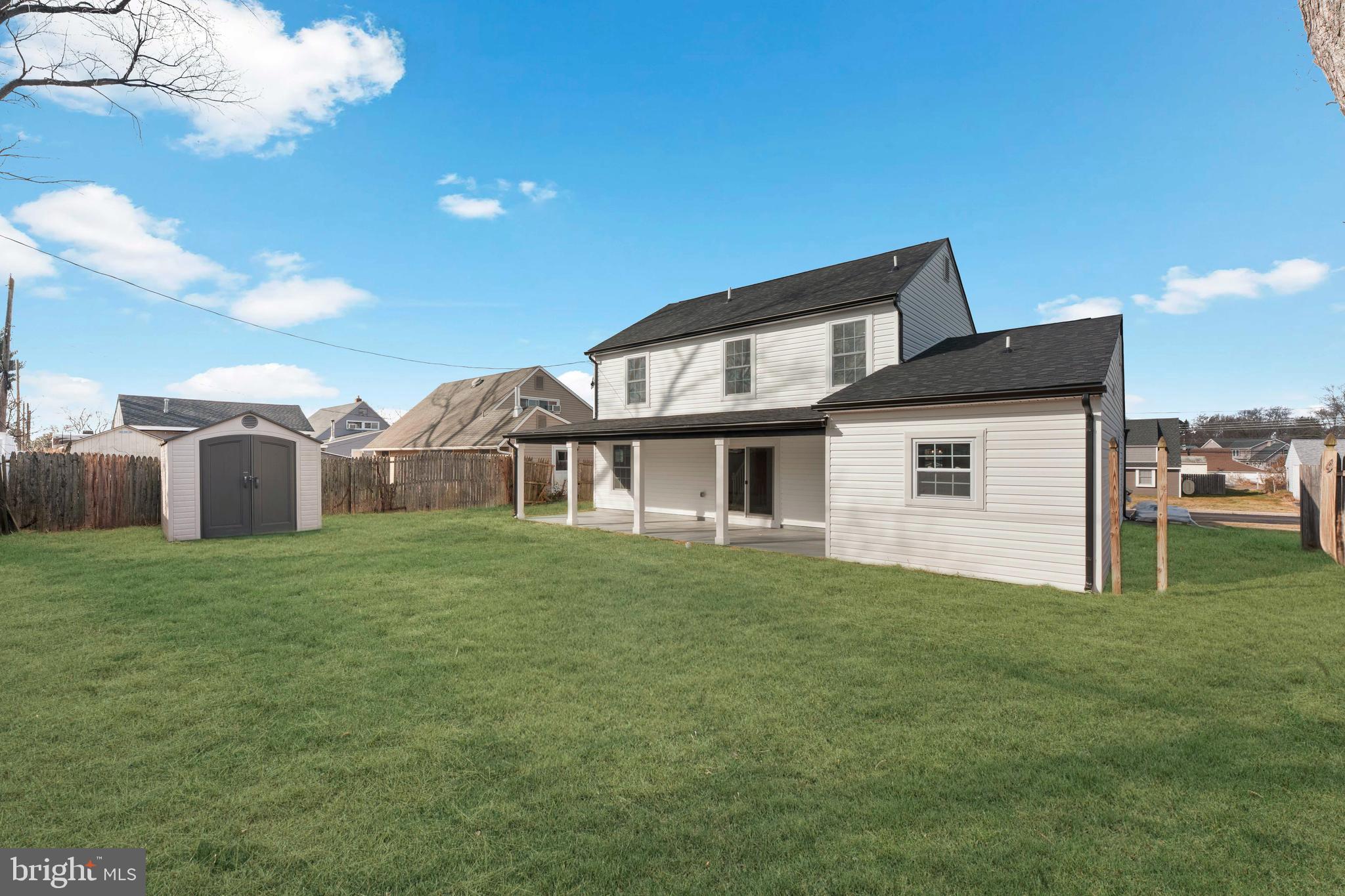 INDIAN CREEK - Residential