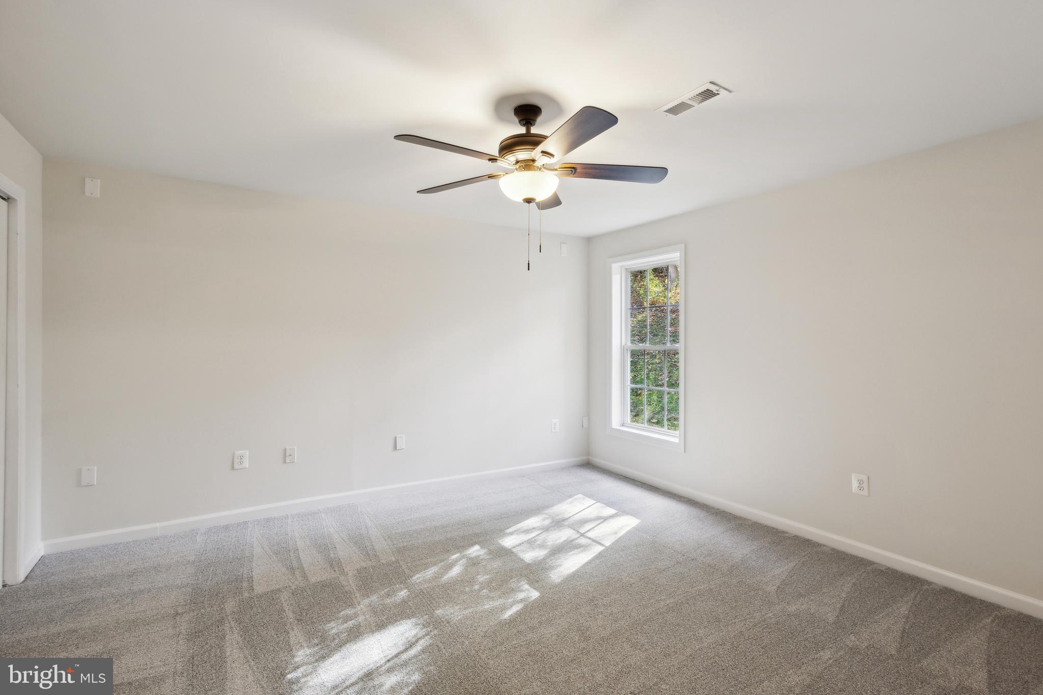 CARDINAL GLEN - Residential