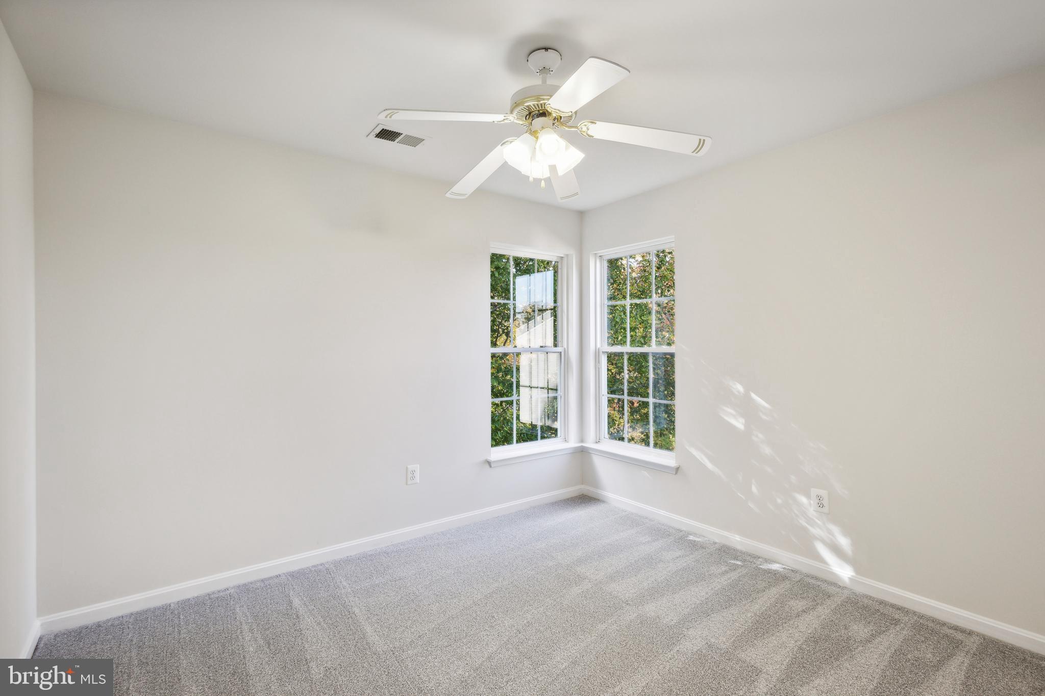 CARDINAL GLEN - Residential