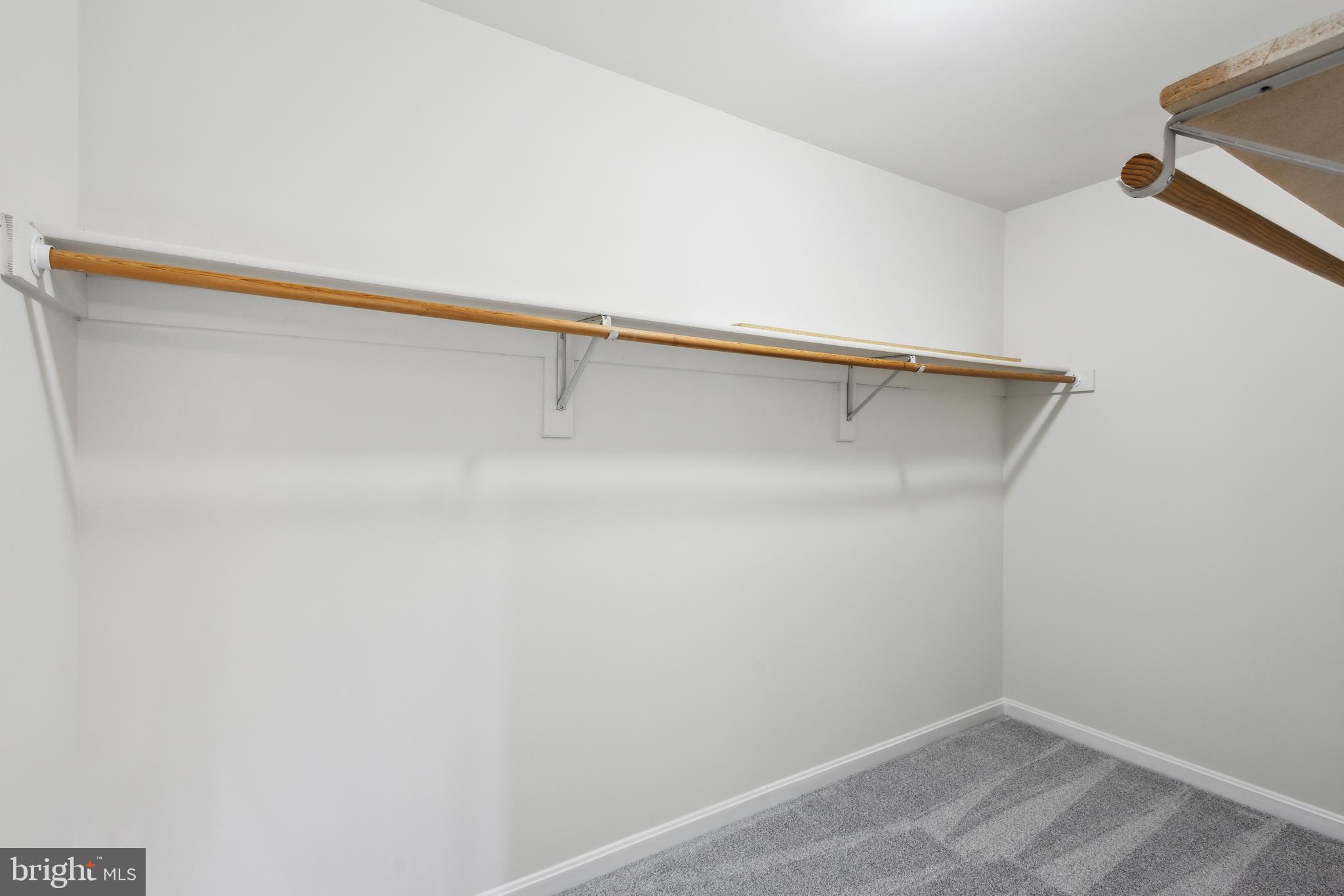 CARDINAL GLEN - Residential