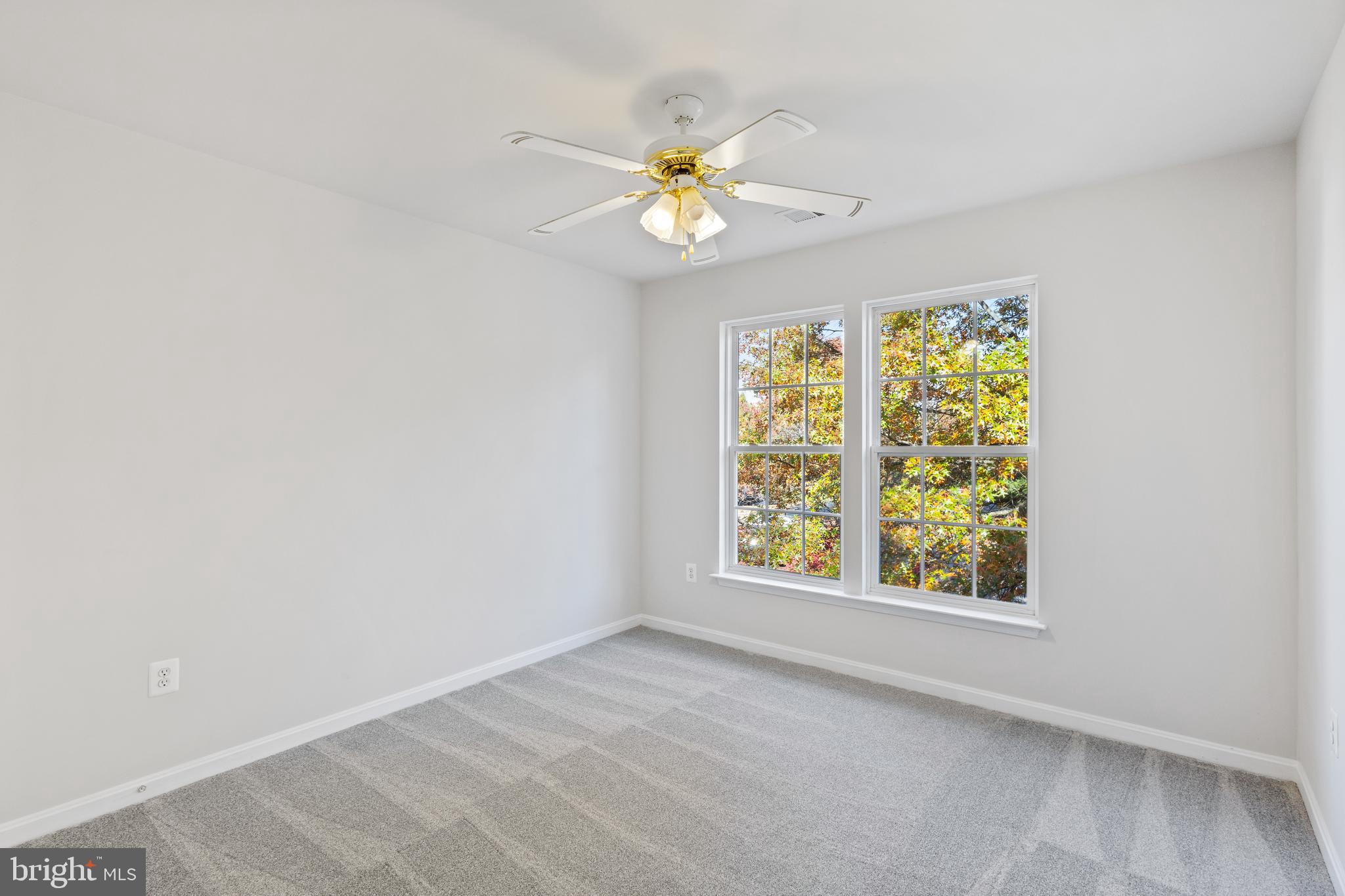 CARDINAL GLEN - Residential