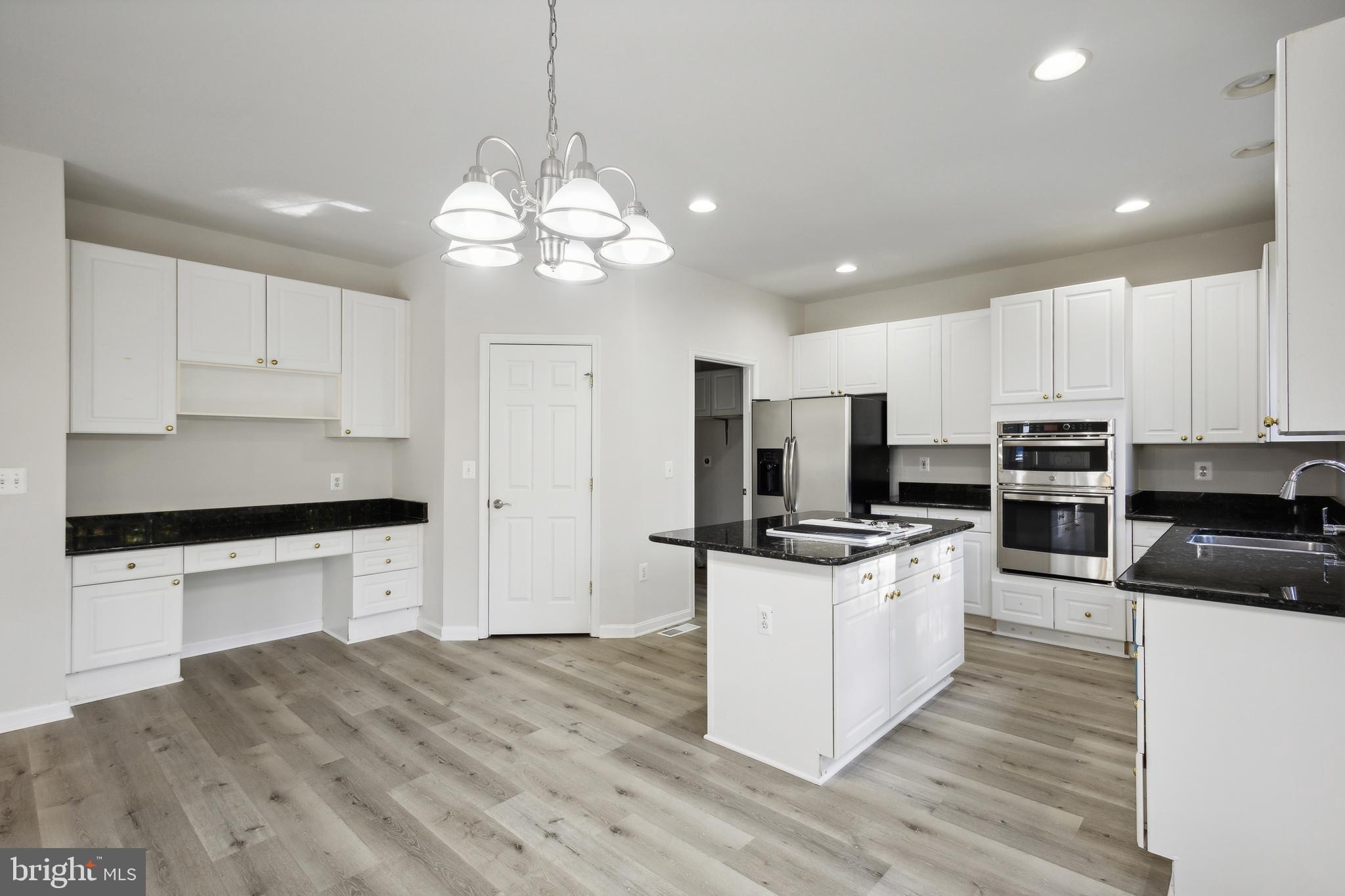 CARDINAL GLEN - Residential