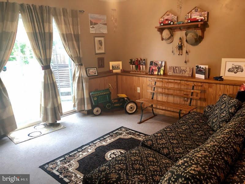 STRATFORD PLACE - Residential