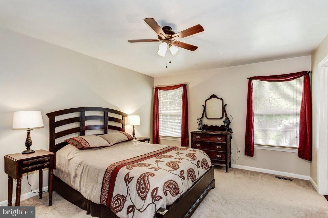 STRATFORD PLACE - Residential