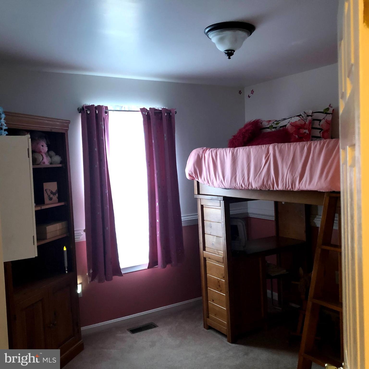 STRATFORD PLACE - Residential