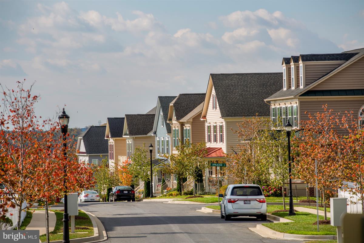 BRUNSWICK CROSSING - Residential