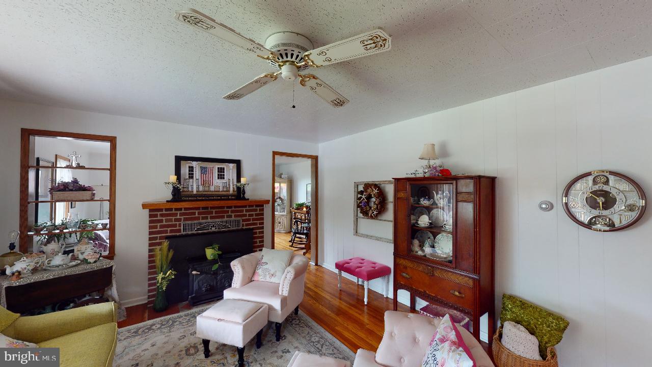 SHORT GAP AREA - Residential