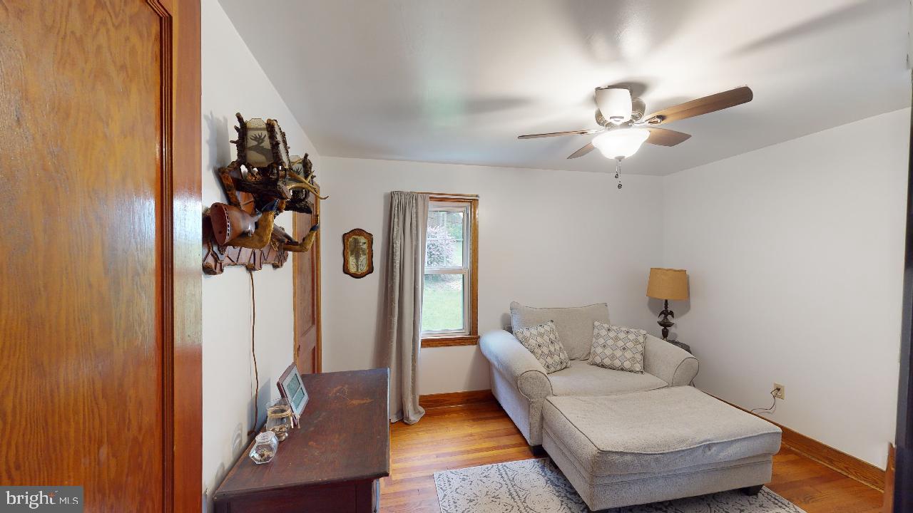 SHORT GAP AREA - Residential