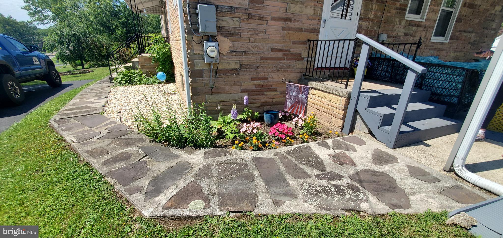 SHORT GAP AREA - Residential