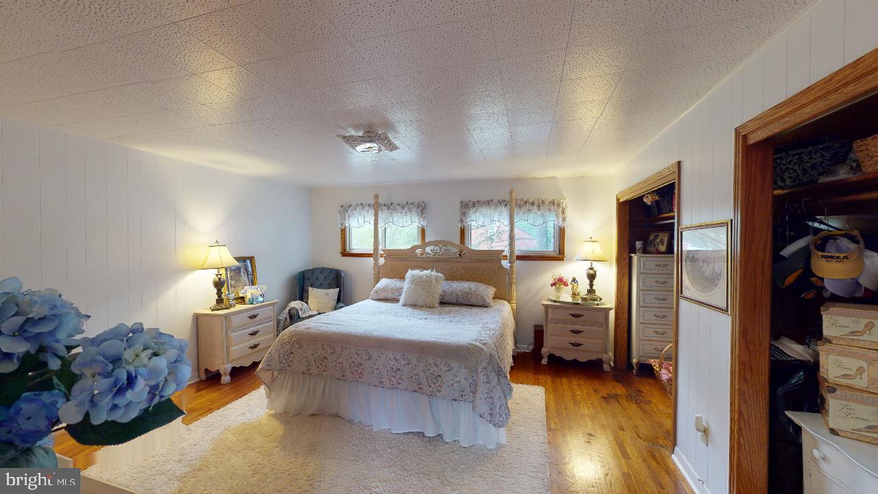 SHORT GAP AREA - Residential