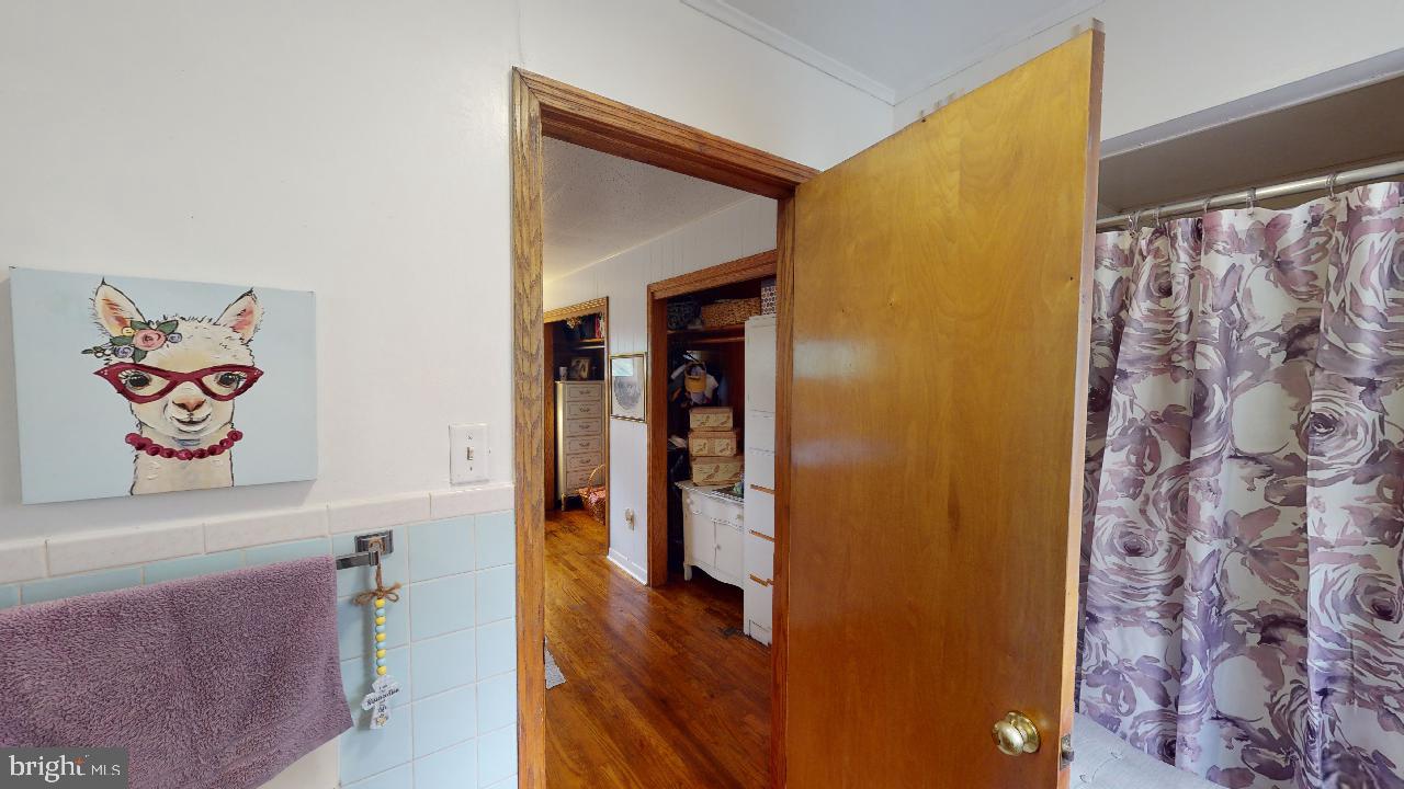 SHORT GAP AREA - Residential