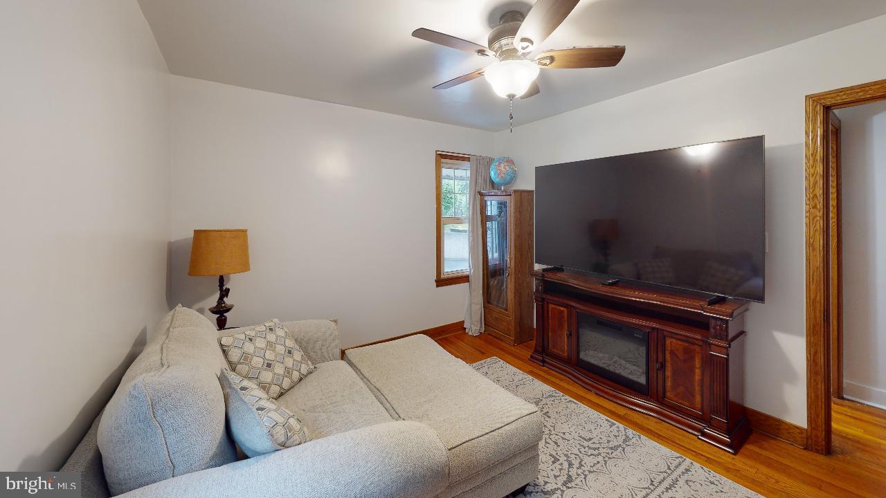 SHORT GAP AREA - Residential