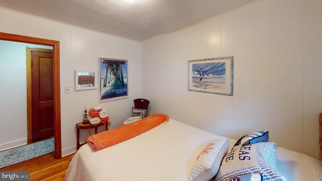 SHORT GAP AREA - Residential