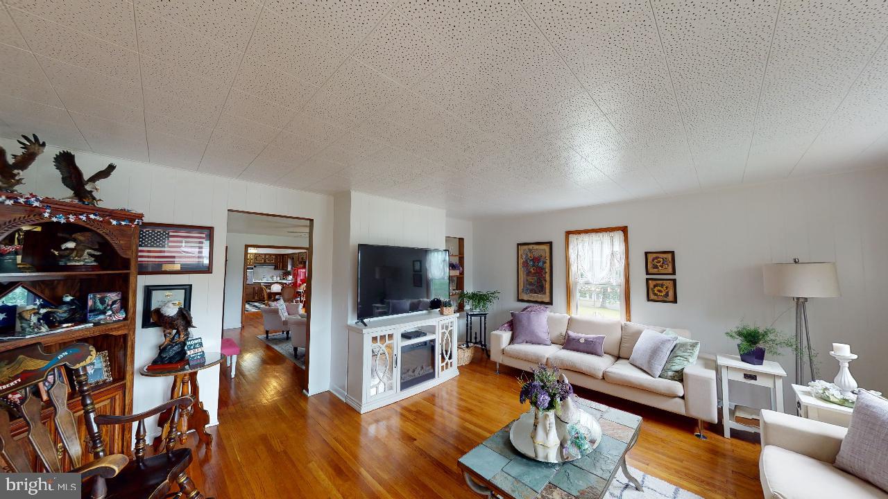 SHORT GAP AREA - Residential