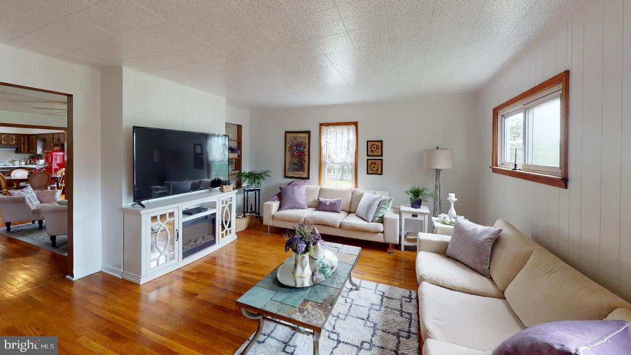 SHORT GAP AREA - Residential