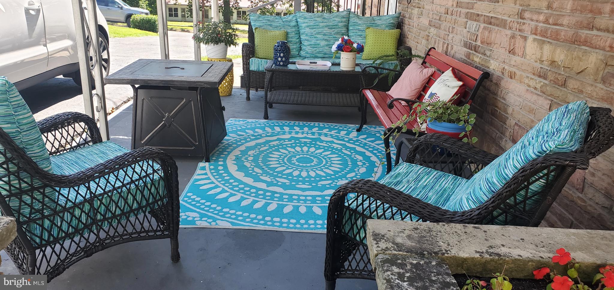 SHORT GAP AREA - Residential