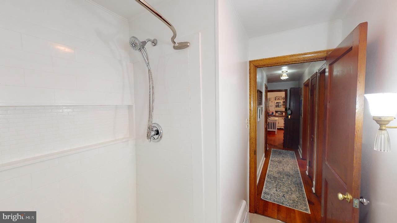 SHORT GAP AREA - Residential