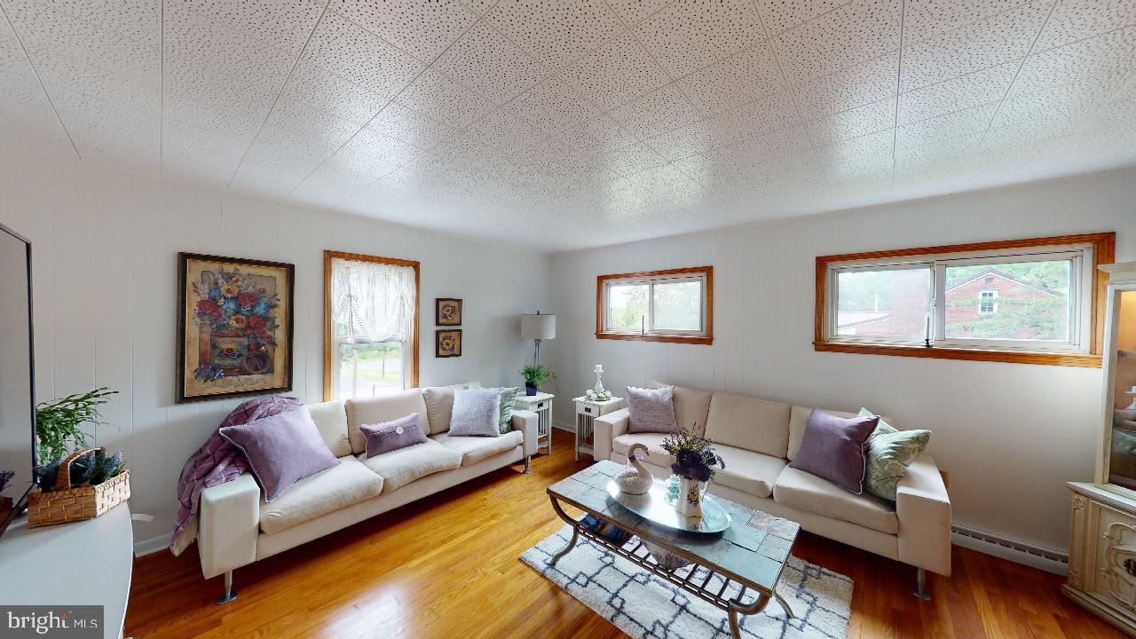 SHORT GAP AREA - Residential