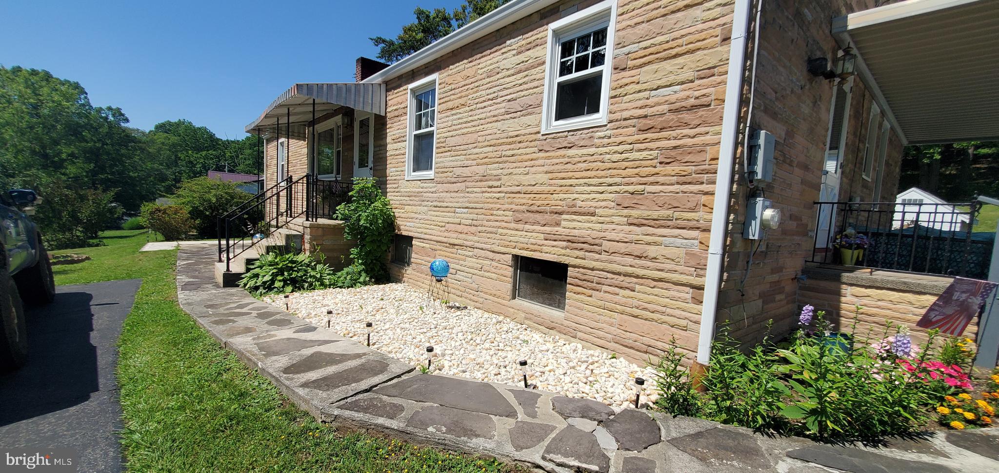 SHORT GAP AREA - Residential