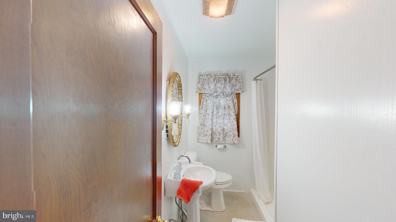 SHORT GAP AREA - Residential